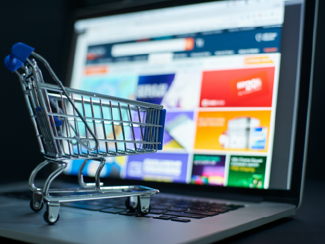 Preventing-Online-Shopping-Fraud-Thumbnail